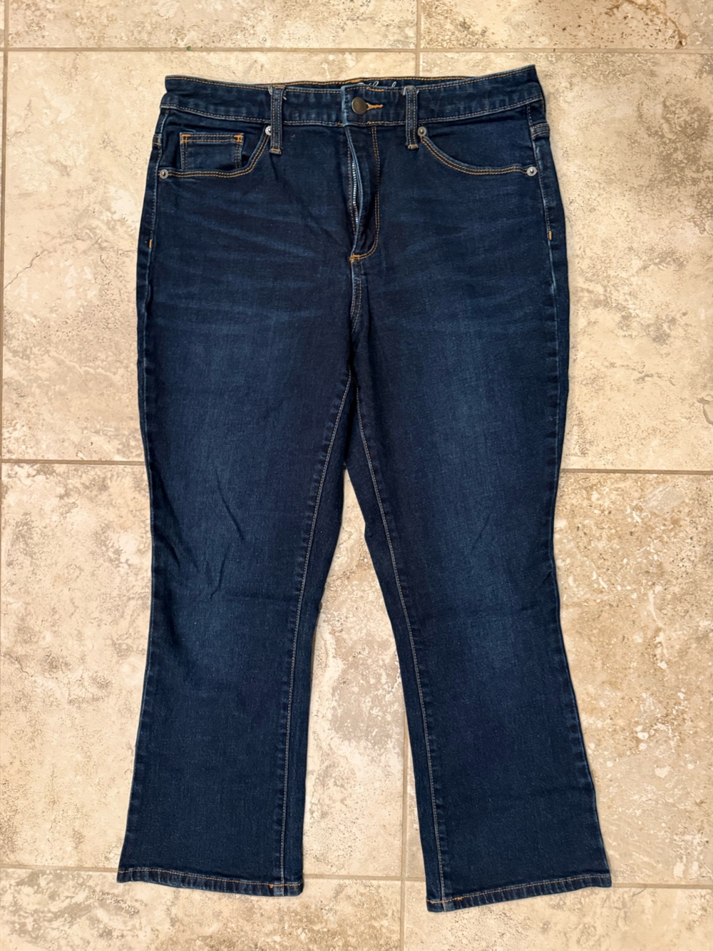Universal Thread- High Rise, Kick Boot Crop